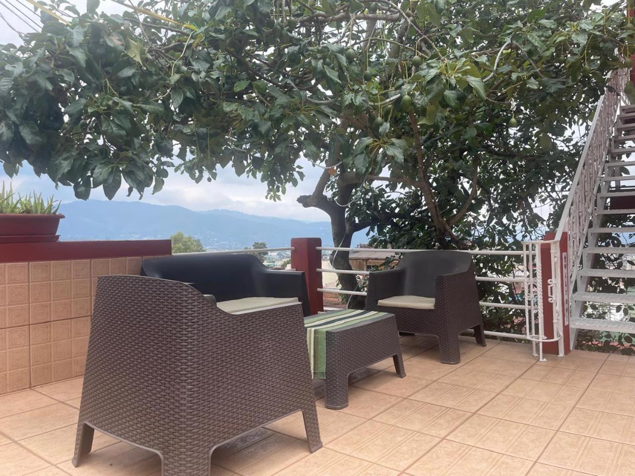 Life Builders Hostel Guatemala-Stad
